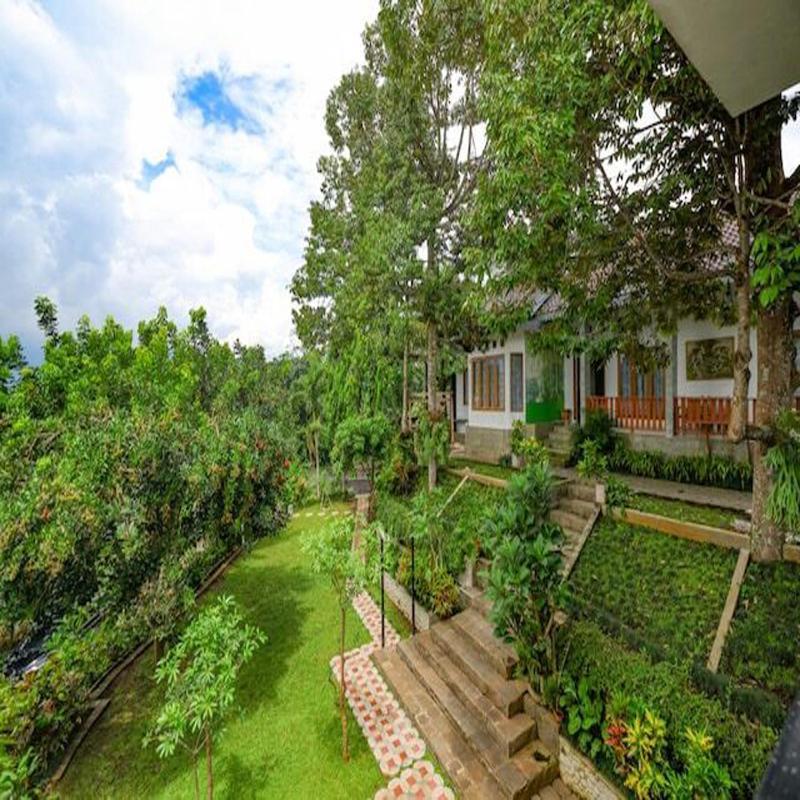 Guest House Gethsemane Salatiga Exterior photo