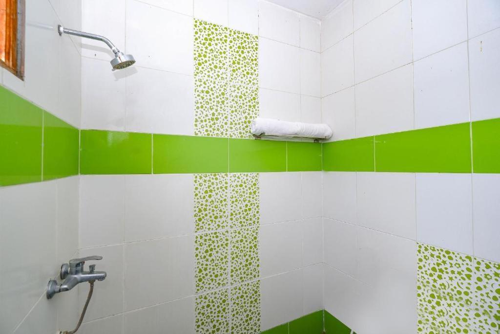 Guest House Gethsemane Salatiga Exterior photo